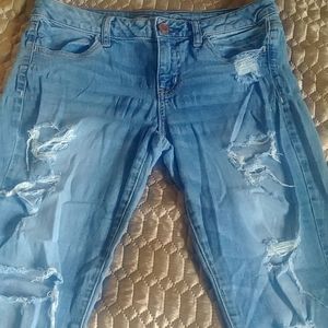 American eagle distressed jeans